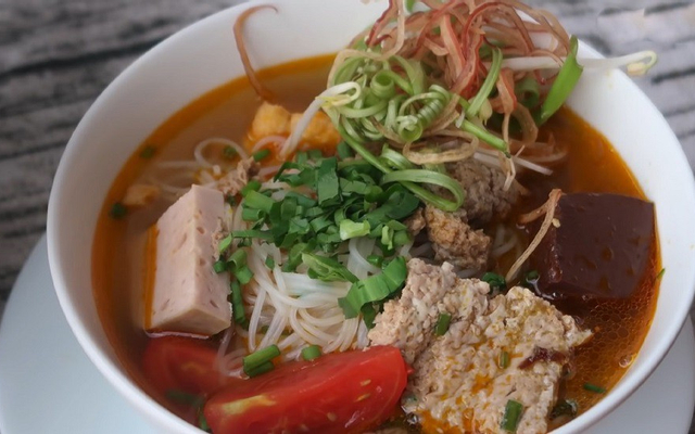 bun-rieu-co-van-153-56-ien-bien-phu