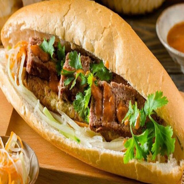 binh-beo-banh-mi-an-vat-hoang-quoc-viet