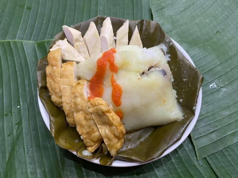 Hình ảnh Bánh Giò Nóng Xuân Thủy - Lương Định Của