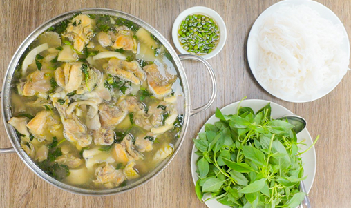Lẩu-gà-lá-é-78-Phú-Yên---Đường-16