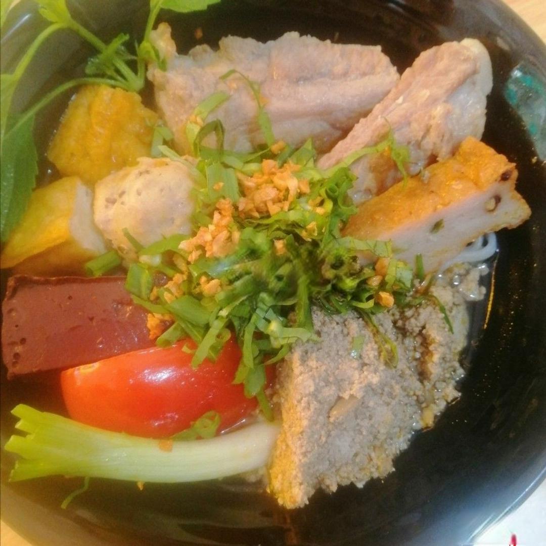 bun-rieu-cua-suon-cay