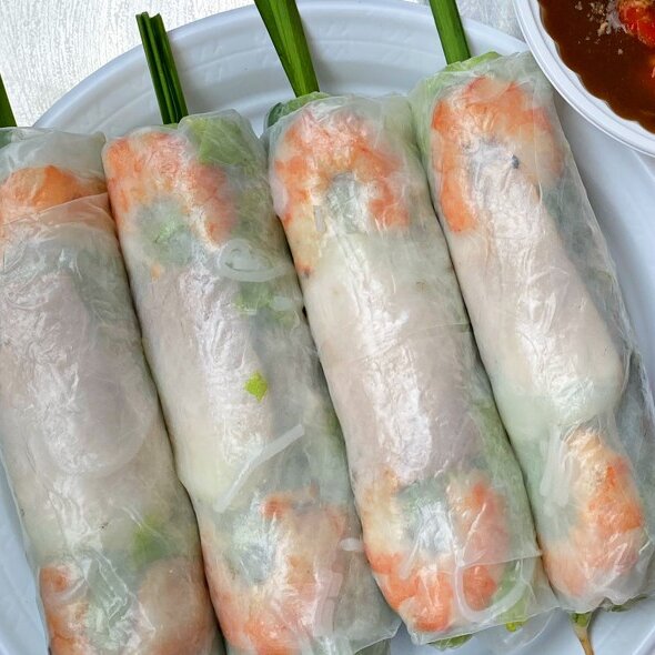 Gỏi-Cuốn-Cô-Loan---Đội-Cung