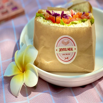 an-vat-joyful-meal-ca-vien-trai-cay-le-van-sy