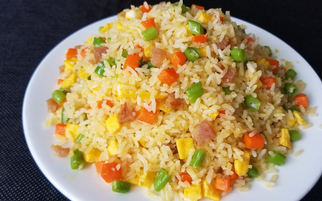 com-chien-mi-tron-mala-nguyen-hoang