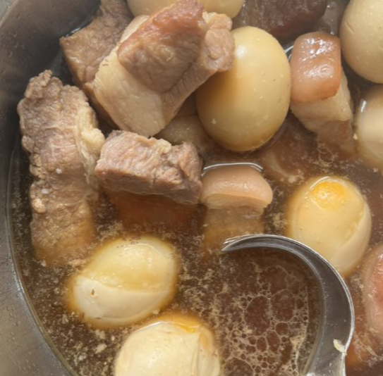 Thịt kho trứng