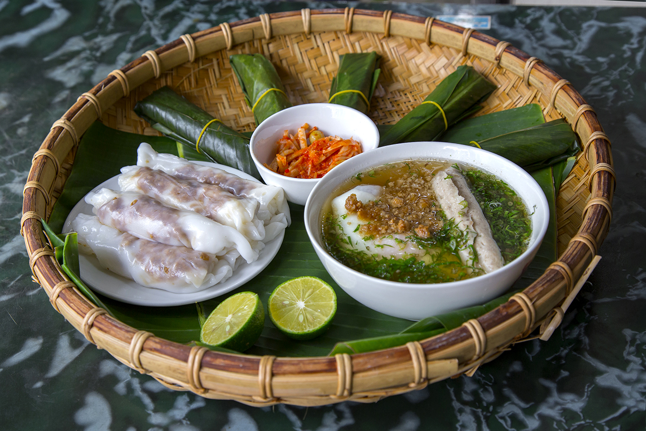 tong-them-ac-san-banh-cuon-cao-bang-thai-ha
