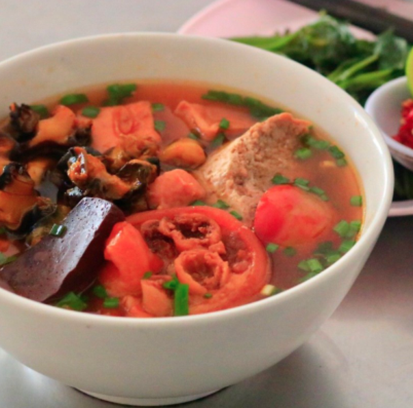 chi-thanh-bun-rieu-canh-bun-le-thi-ha