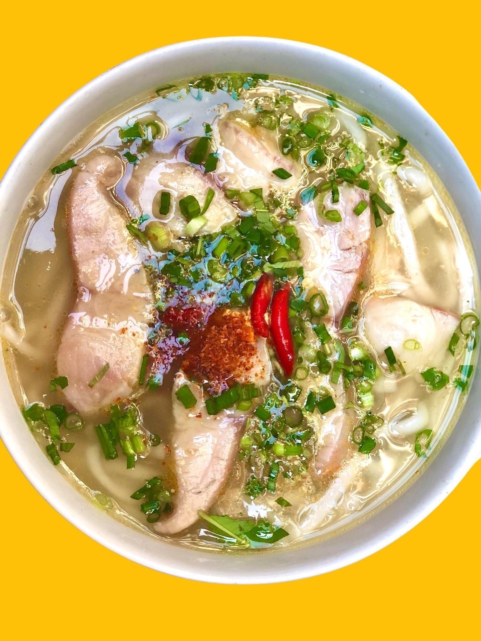 banh-canh-ca-loc-ngoc-ha-uong-so-1