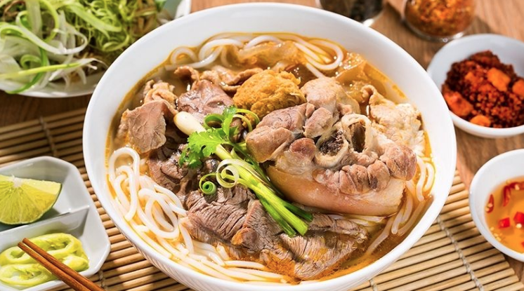 ghien-bun-bo-hue-k-t-van-phu