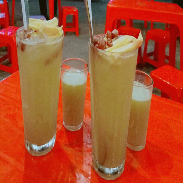 nuoc-mia-chi-van-le-thi-hong