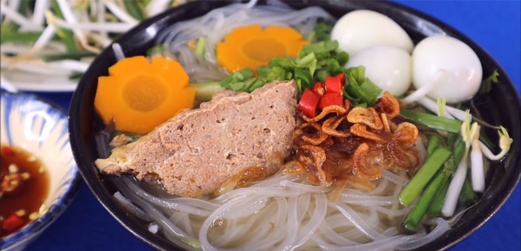 hu-tieu-nam-vang-sai-gon-ky-banh-van-tran