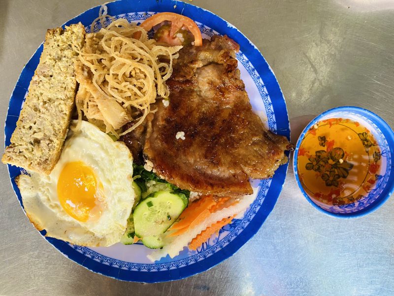 com-suon-bo-kho-anh-loan-ho-hoc-lam