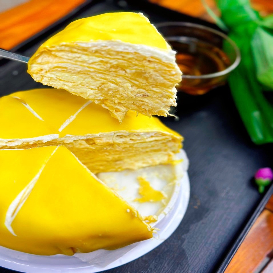 banh-crepe-sau-rieng-h-t-le-quang-sung