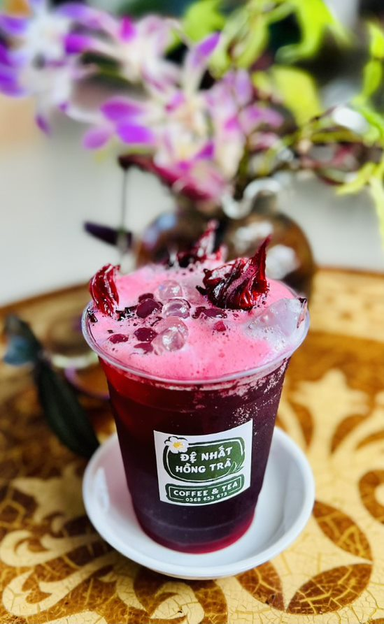 e-nhat-hong-tra-vo-oanh