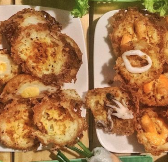 chi-hong-banh-khot-banh-xeo-duong-ba-trac