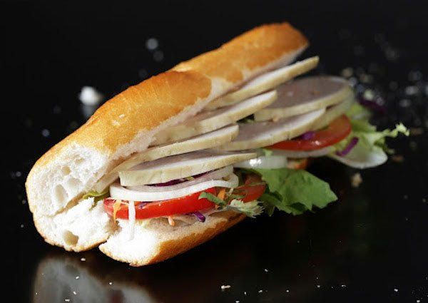 nguon-song-quan-banh-mi-cha-gio-sach-e-la-thanh