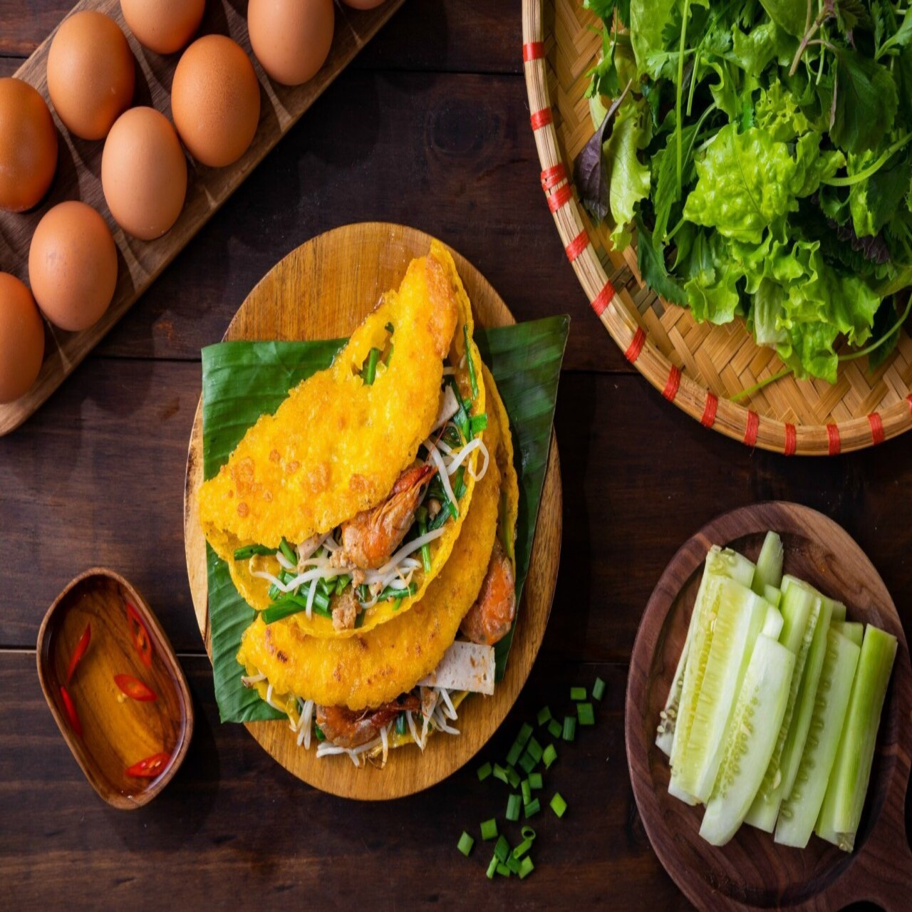 o-hanh-banh-xeo-nem-lui-hue-minh-khai