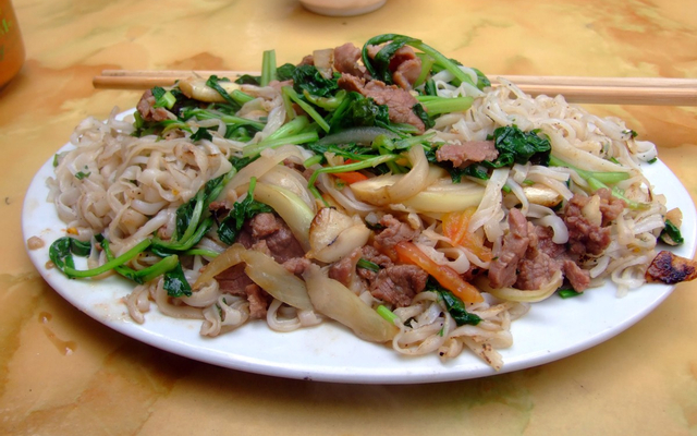 pho-xao-ba-am-hong-phuc