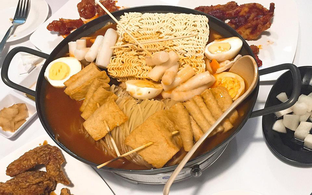 haha-chicken-tiem-ga-han-quoc-thai-ha