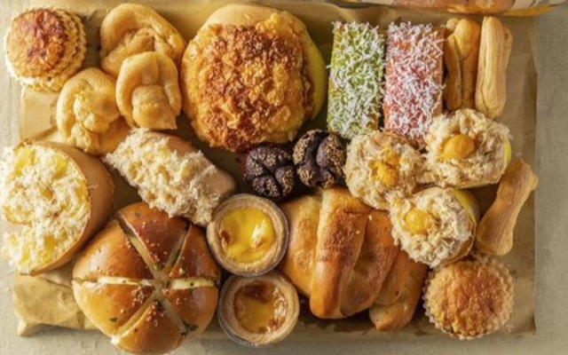 banh-mi-tuoi-fuku-tran-van-ky