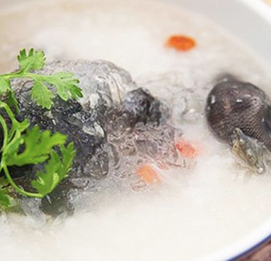 ga-ac-thuy-tien-tan-ky-tan-quy