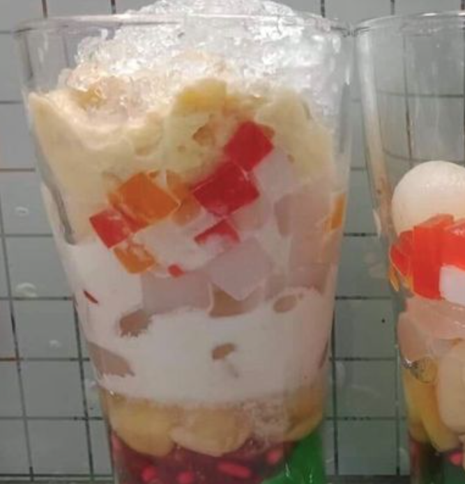 Chè-Sài-Gòn-Chợ-Bến-Thành---Phan-Chu-Trinh