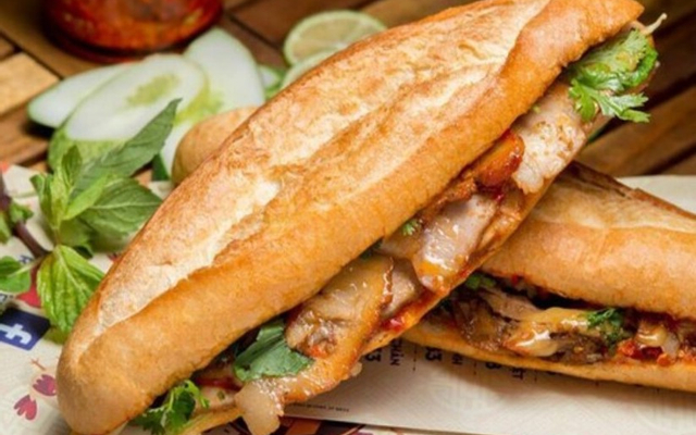 phuc-loc-banh-mi-heo-nuong-lu-hong-mai