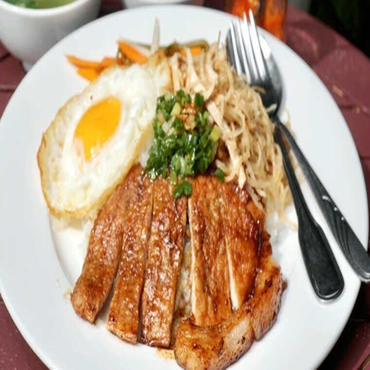 com-tam-an-nhien-thai-thuan