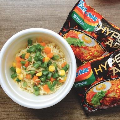 my-tron-indomie-sieu-cay-rau-cu