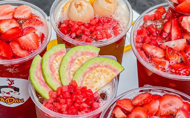 tra-sua-co-chu-nho-banh-trang-cuon-tron-hung-phu