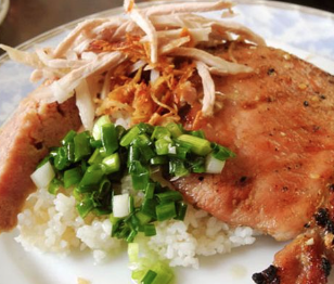 com-tam-co-hoa-ngo-quyen