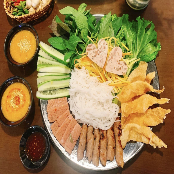 nem-nuong-nha-trang-thuy-duong-to-hien-thanh