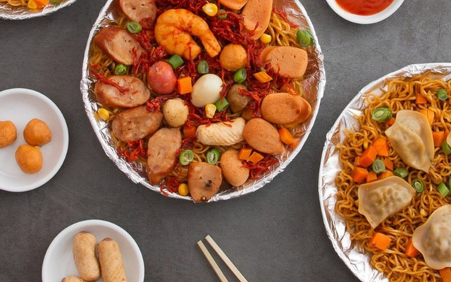 Mì-Trộn-Indomie-&-Trà-Sữa-Cô-Ba---Định-Công