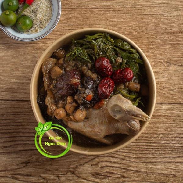 chim-cau-ham-hat-sen-tan-thuoc-bac-ngai-cuu