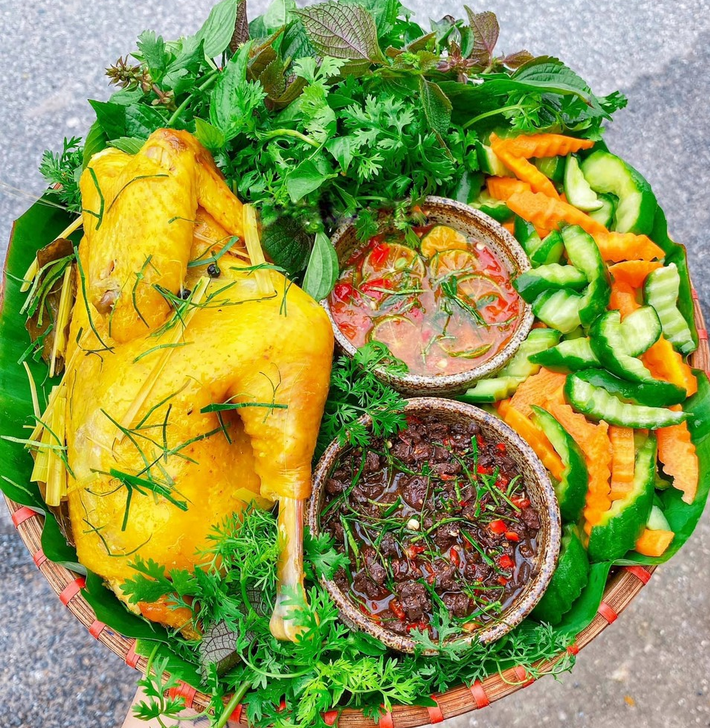 Gà-Ủ-Muối-Hoa-Tiêu-C-&-D---Đường-Số-5