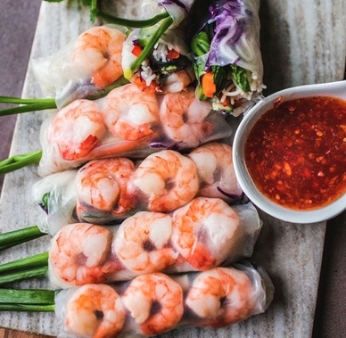 eats-treats-cac-mon-cuon-o-uong-giai-nhiet-hang-khoai