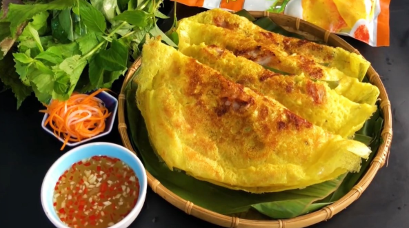 quan-banh-xeo-sai-gon-ta-quang-buu