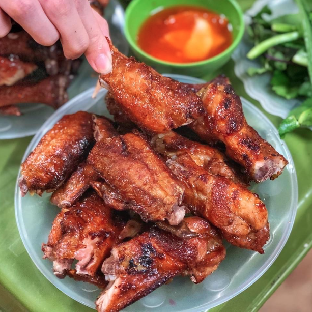 chan-canh-ga-nuong-quan-cay-a-nguyen-van-tuyet