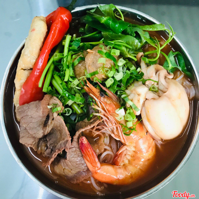 hem-quan-bun-thai-hu-tieu-muc-huynh-tan-phat