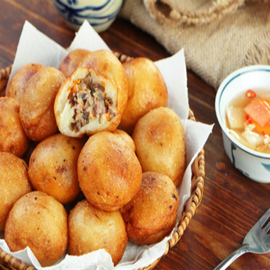 thu-hang-banh-ran-quay-nong-vinh-tuy