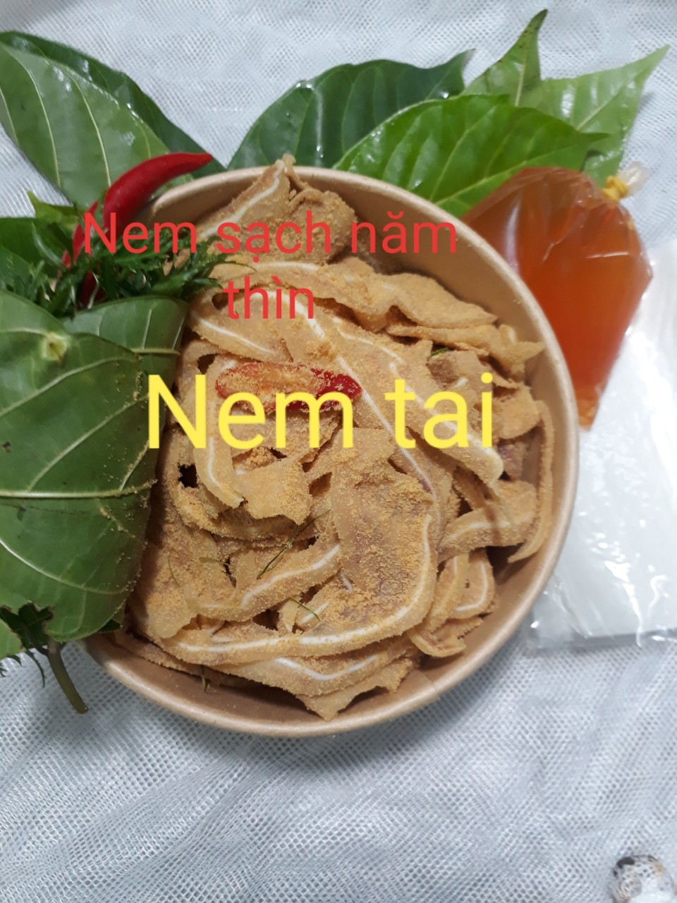 nem-sach-nam-thin-nguyen-phuc-lai