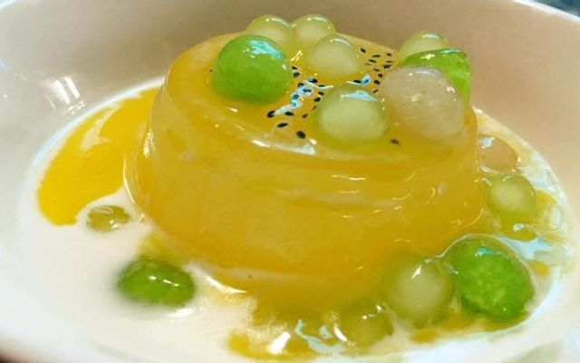 Chè-Ngọc-Thạch-Hoa-Giấy---Mai-Anh-Tuấn