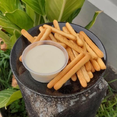 banh-que-cham-sot-pho-mai