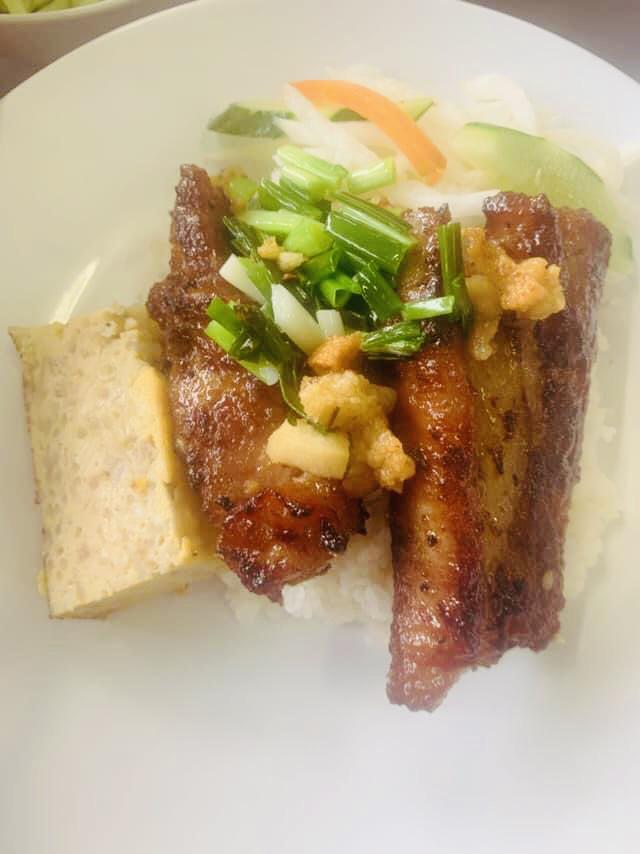 com-tam-suon-cay-cha