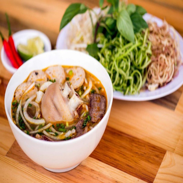 bun-bo-hue-huong-giang-185-chua-lang