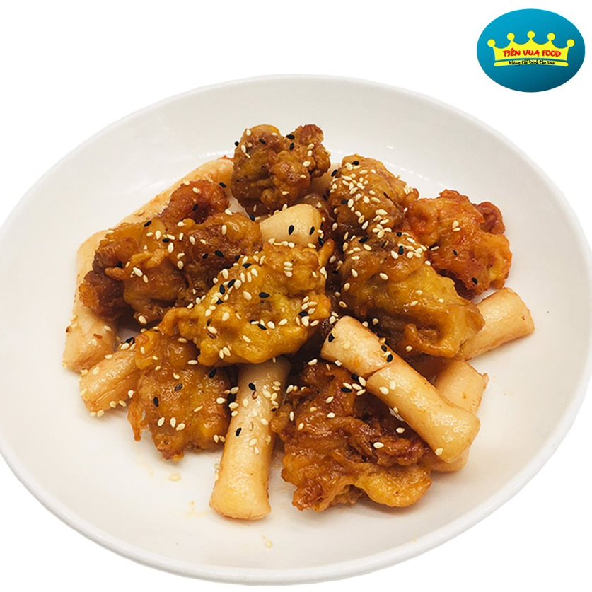 ga-vien-han-quoc-banh-gao-sot-chua-ngot