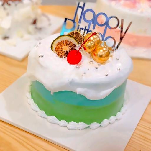 ee-earth-coffee-bakery-banh-tra-hoa-qua-pho-trung-liet