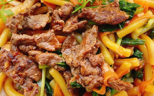 quan-binbon-com-ga-sot-my-vi-sup-cua-co-giang