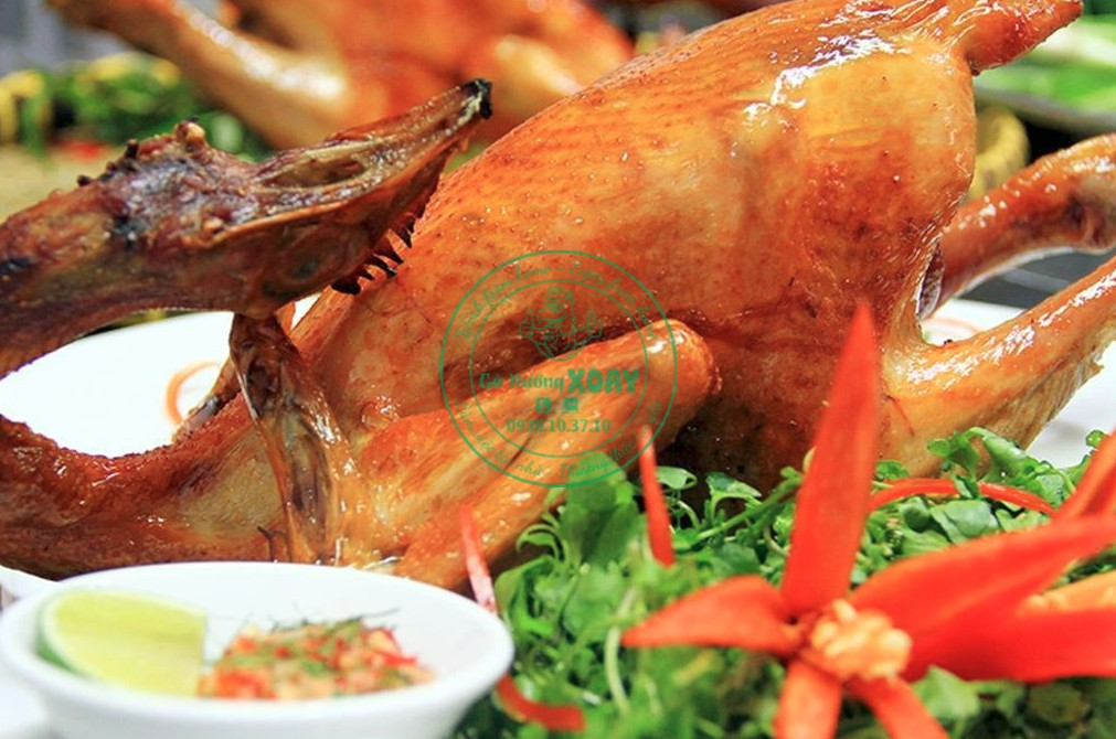 ga-nuong-xoay-tan-son