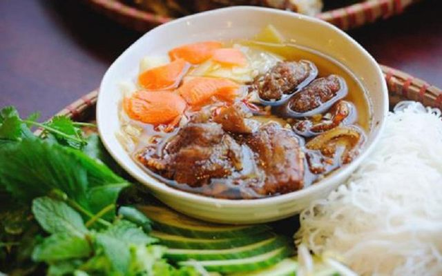 Chị-Thúy---Bún-Chả-&-Cháo-Sườn-Sụn---Dương-Quảng-Hàm